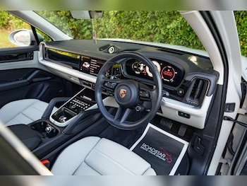 Used Porsche Cayenne 2023 for sale - 75198591: Photo