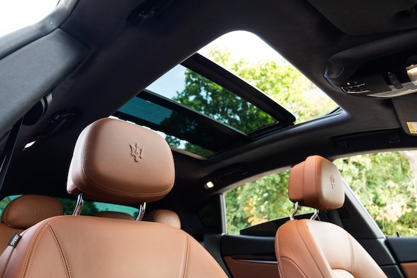 Used Maserati Levante 2021 for sale - 75601210: Photo 3