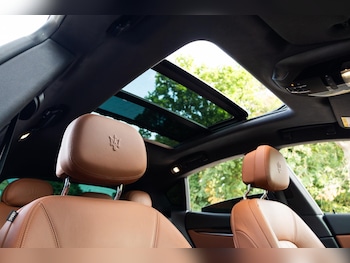 Used Maserati Levante 2021 for sale - 75601210: Photo