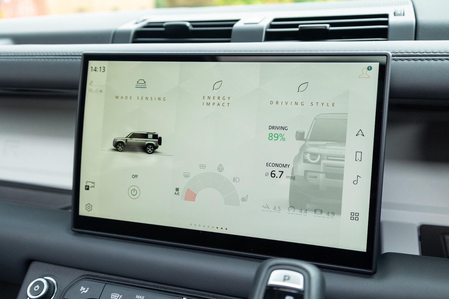 Used Land Rover Defender 110 2023 for sale - 76349556: Photo 23