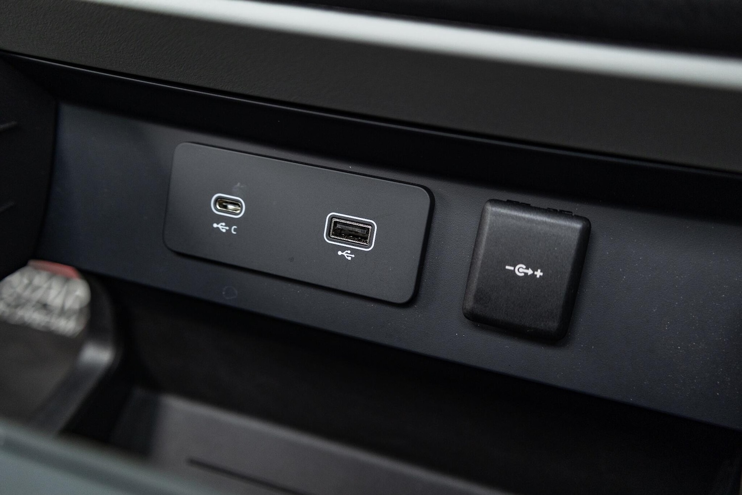 Used Land Rover Defender 110 2023 for sale - 76349556: Photo 27