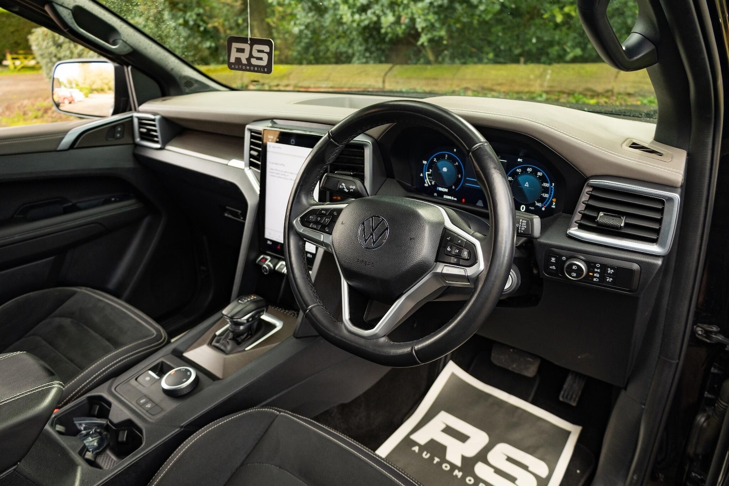 Used Volkswagen Amarok 2024 for sale - 78057803: Photo 13