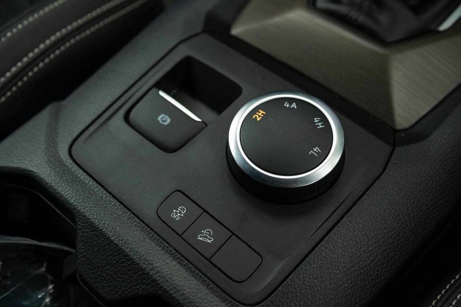 Used Volkswagen Amarok 2024 for sale - 78057803: Photo 25