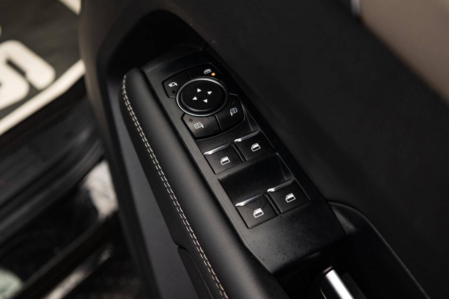 Used Volkswagen Amarok 2024 for sale - 78057803: Photo 7