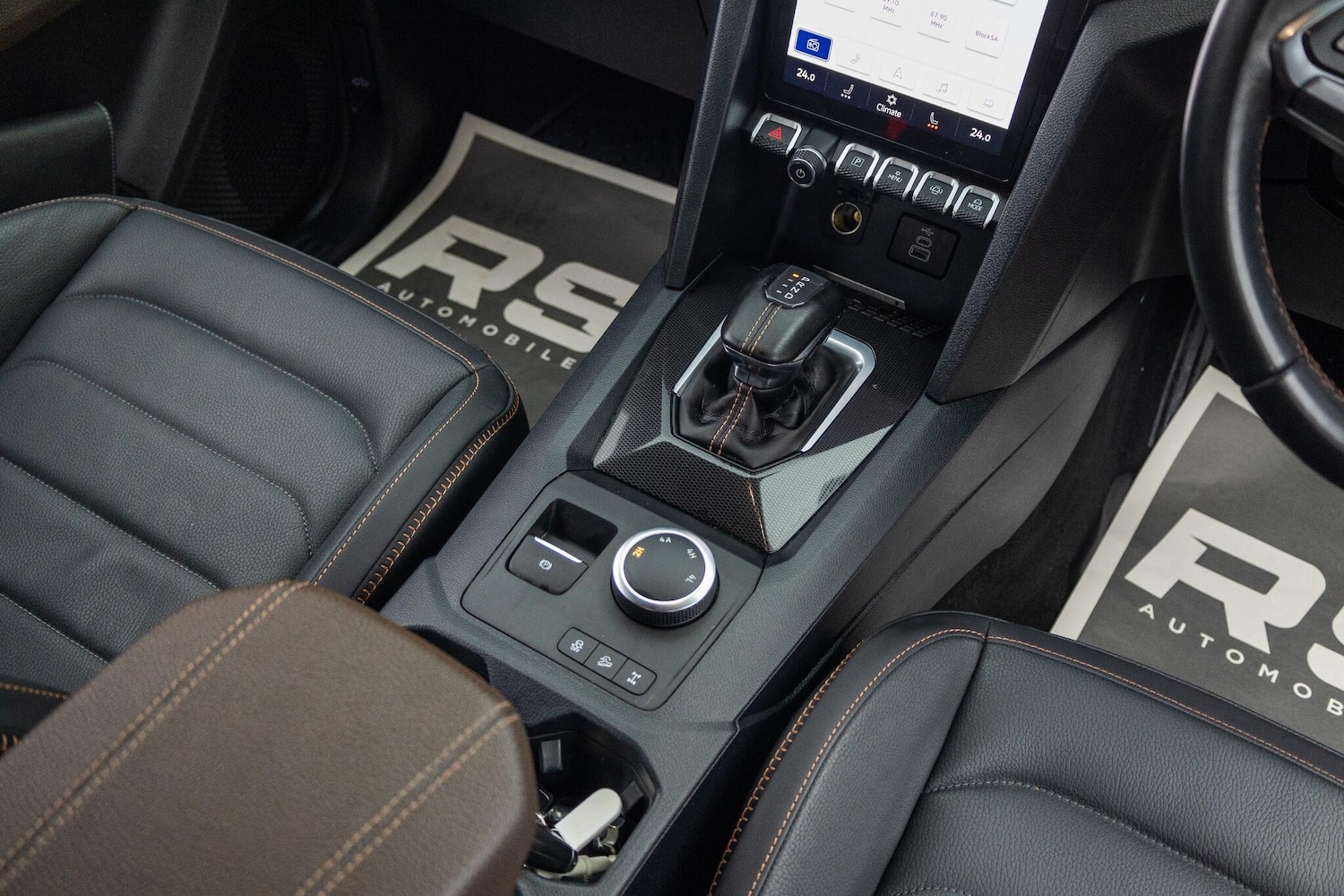 Used Volkswagen Amarok 2024 for sale - 76965091: Photo 11