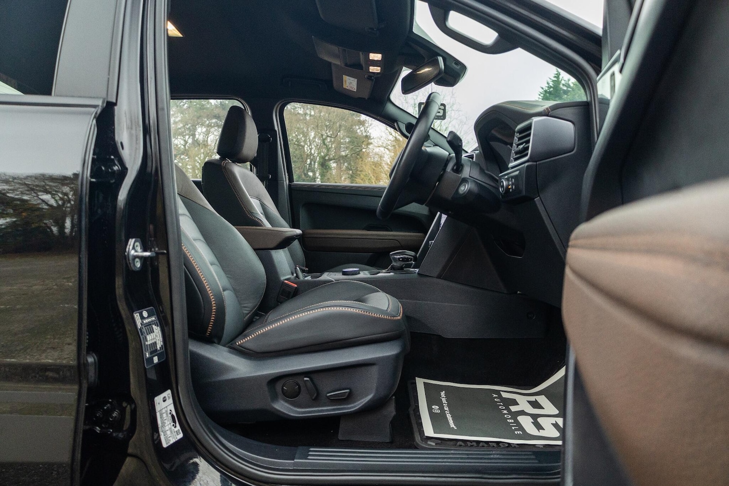 Used Volkswagen Amarok 2024 for sale - 76965091: Photo 36