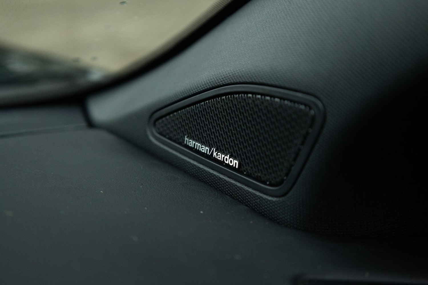 Used Volkswagen Amarok 2024 for sale - 76965091: Photo 6