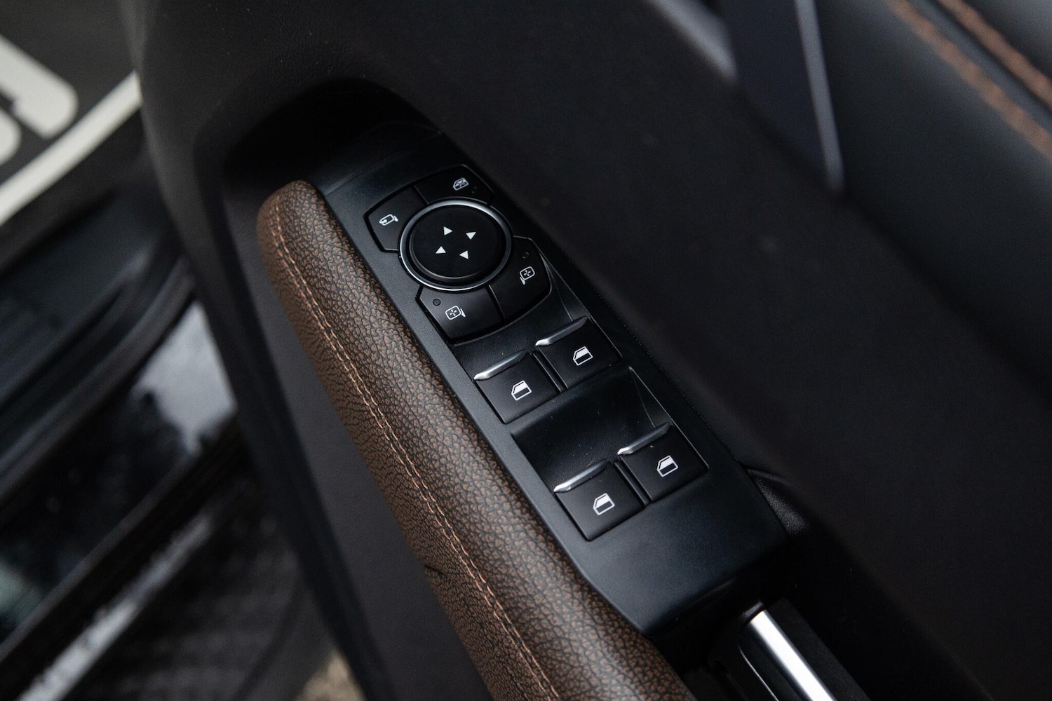 Used Volkswagen Amarok 2024 for sale - 76965091: Photo 8