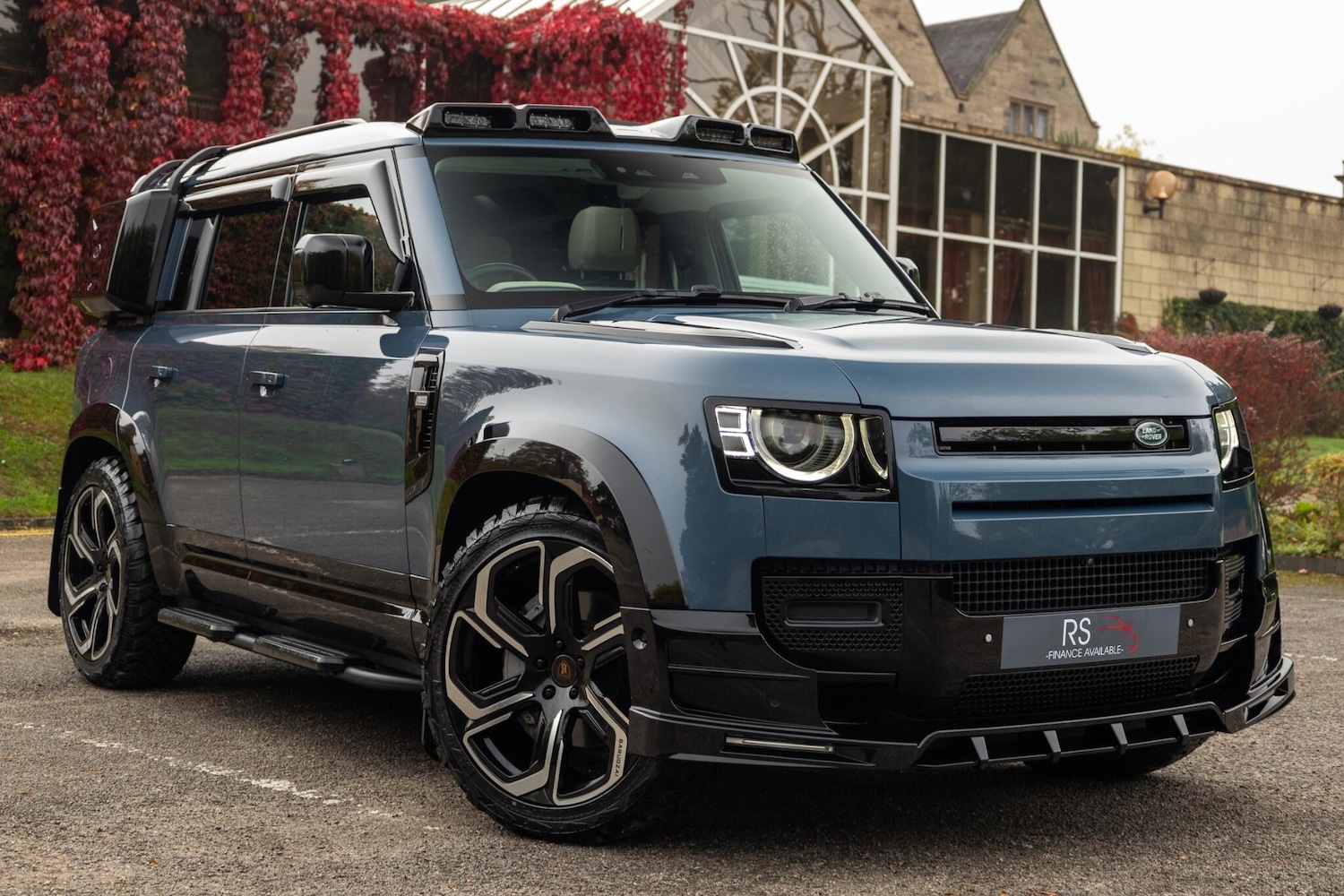 Used Land Rover Defender 110 2024 for sale - 76238831: Photo 1