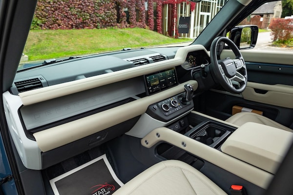 Used Land Rover Defender 2024 for sale - 76238831: Photo 10