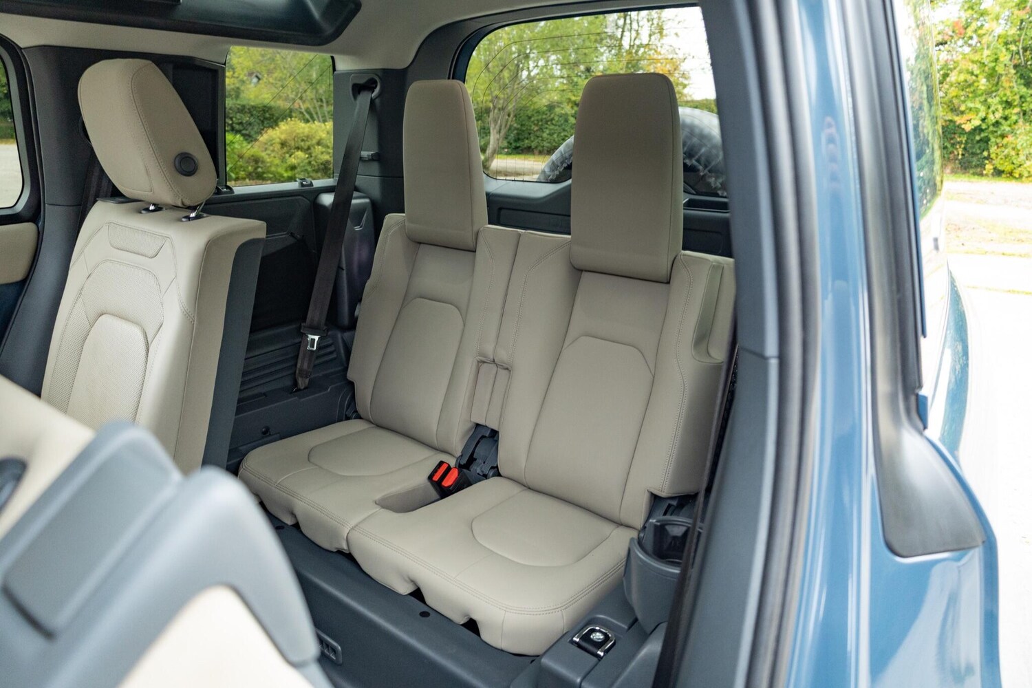 Used Land Rover Defender 110 2024 for sale - 76238831: Photo 12