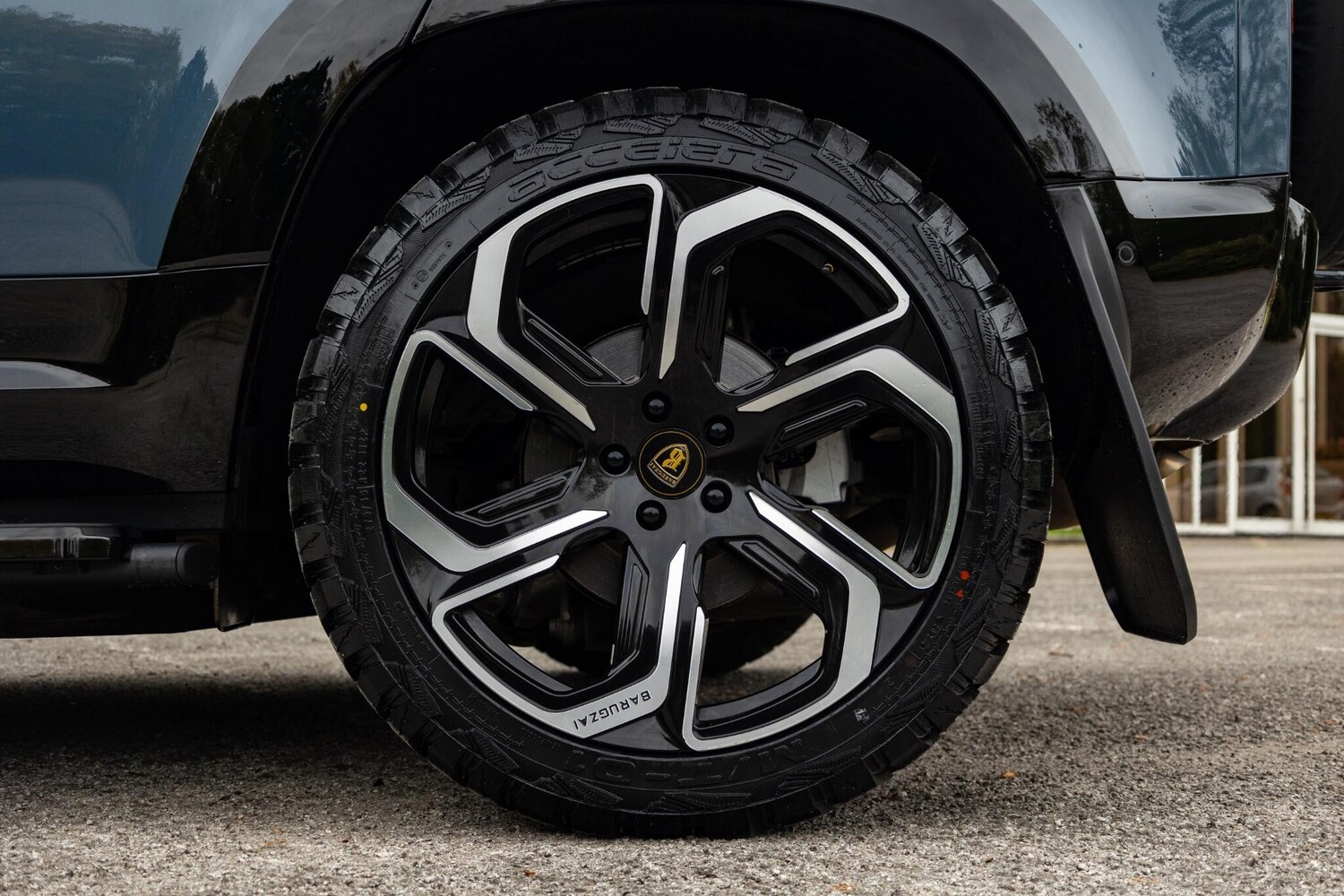 Used Land Rover Defender 110 2024 for sale - 76238831: Photo 23