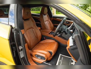 Used Lamborghini Urus 2018 for sale - 78783976: Photo
