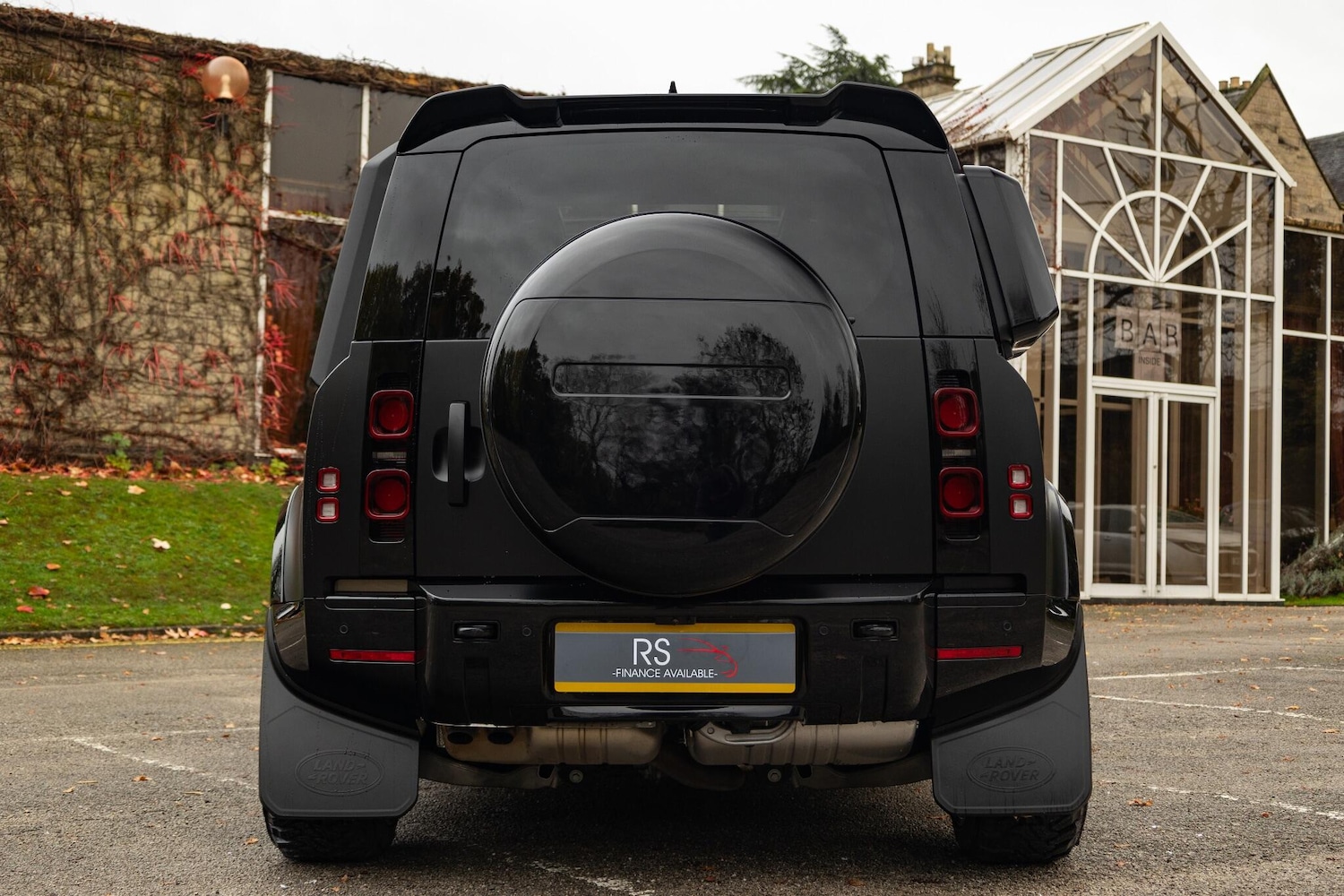 Used Land Rover Defender 110 2025 for sale - 76485732: Photo 16