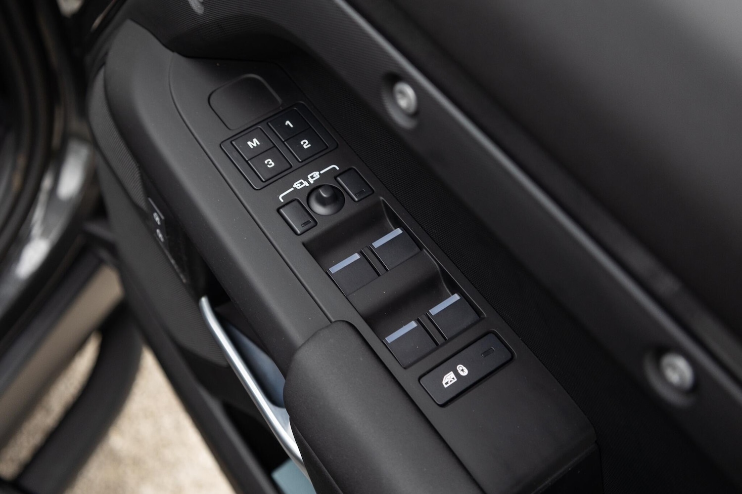 Used Land Rover Defender 110 2025 for sale - 76485732: Photo 22