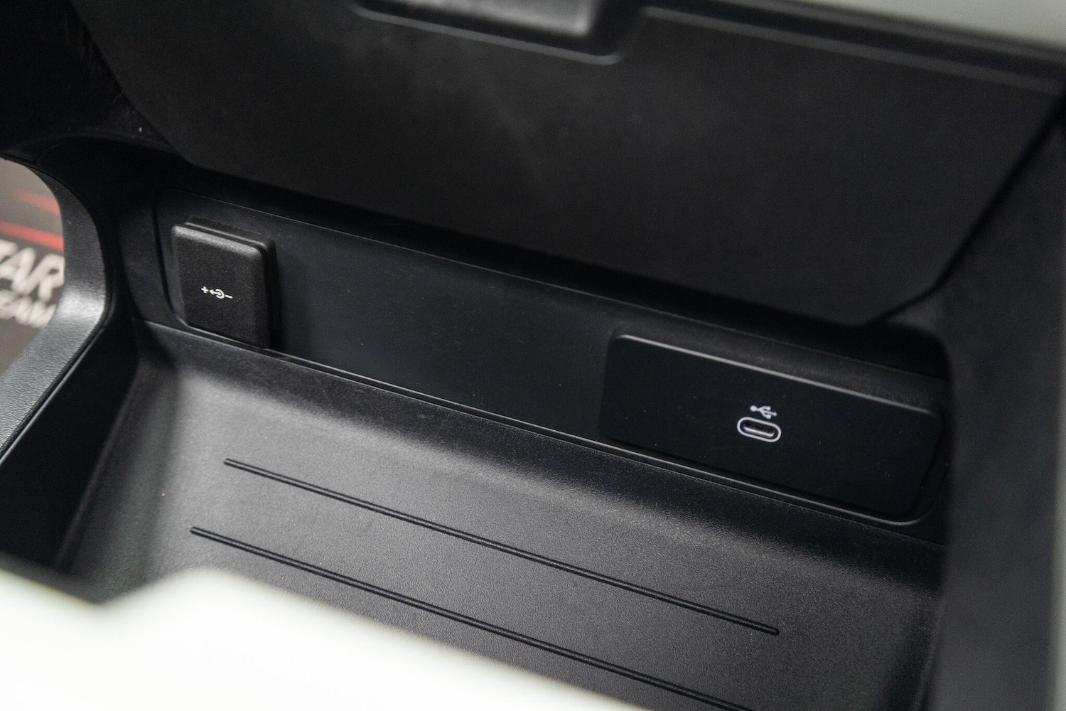 Used Land Rover Defender 110 2025 for sale - 76485732: Photo 25