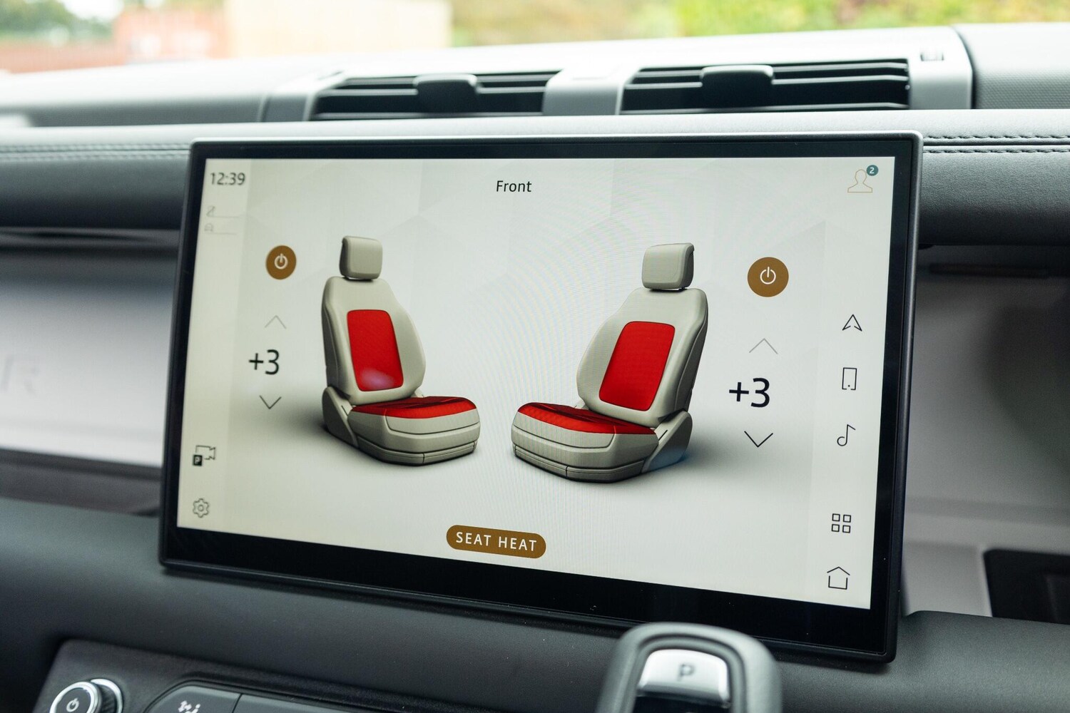 Used Land Rover Defender 110 2025 for sale - 76485732: Photo 47