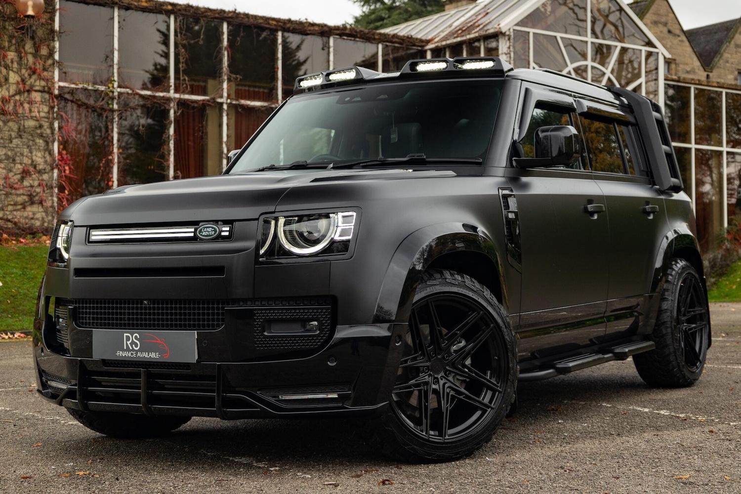 Used Land Rover Defender 110 2025 for sale - 76485732: Photo 7