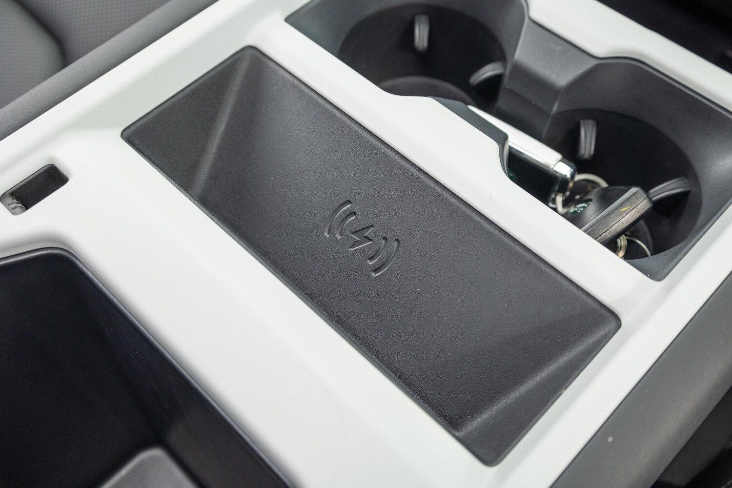 Used Land Rover Defender 110 2025 for sale - 76485732: Photo 71