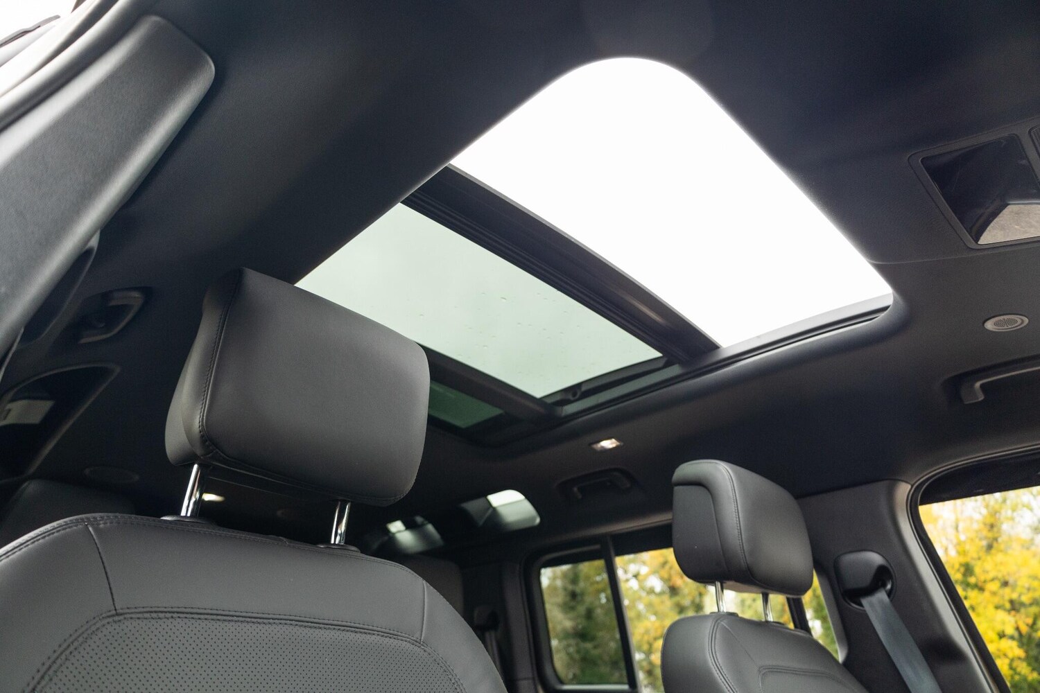 Used Land Rover Defender 110 2025 for sale - 76485732: Photo 84