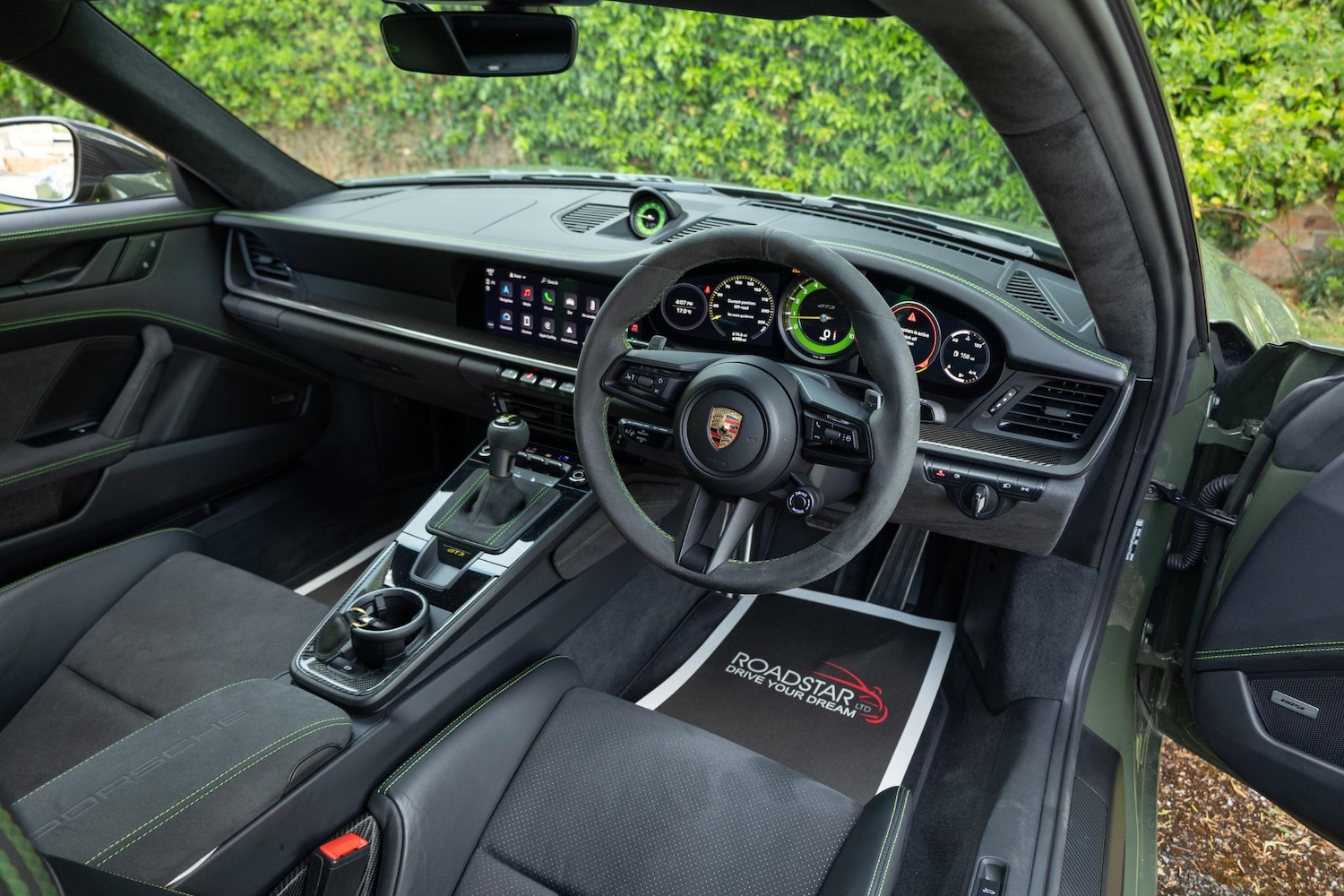 Used Porsche 911 2023 for sale - 76988431: Photo 2