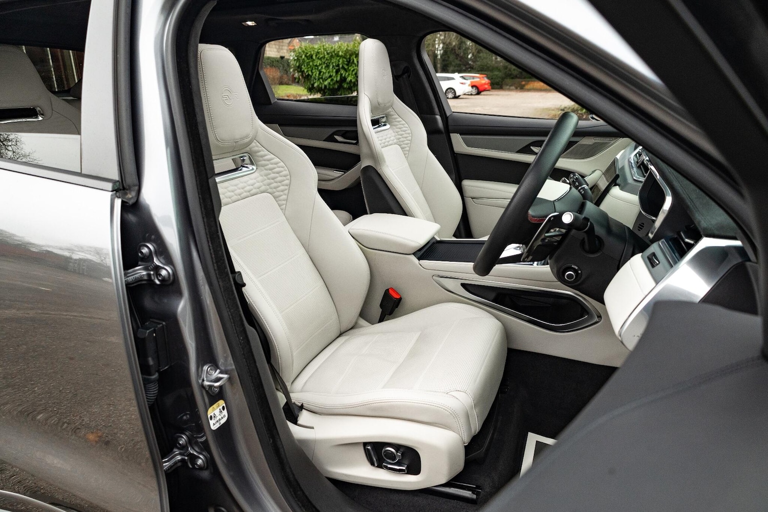 Used Jaguar F-Pace 2023 for sale - 77215455: Photo 12