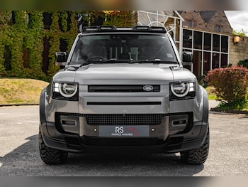 Used Land Rover Defender 110 2022 for sale - 75477994: Photo
