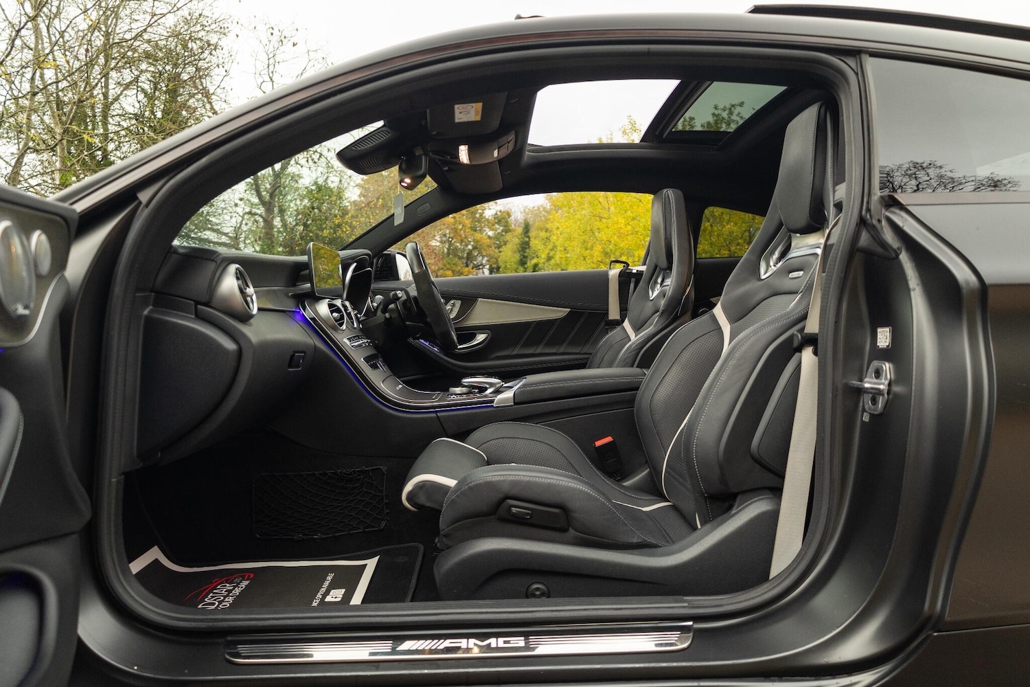 Used Mercedes-Benz C Class 2019 for sale - 76537899: Photo 40