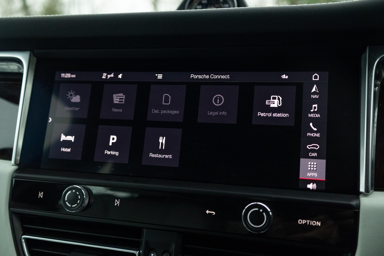 Used Porsche Macan 2022 for sale - 76952483: Photo 36