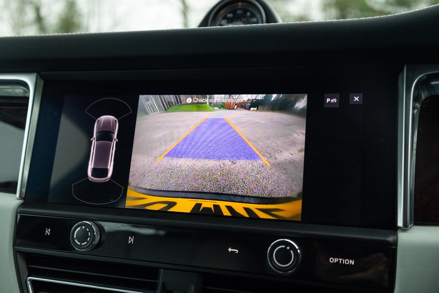 Used Porsche Macan 2022 for sale - 76952483: Photo 37