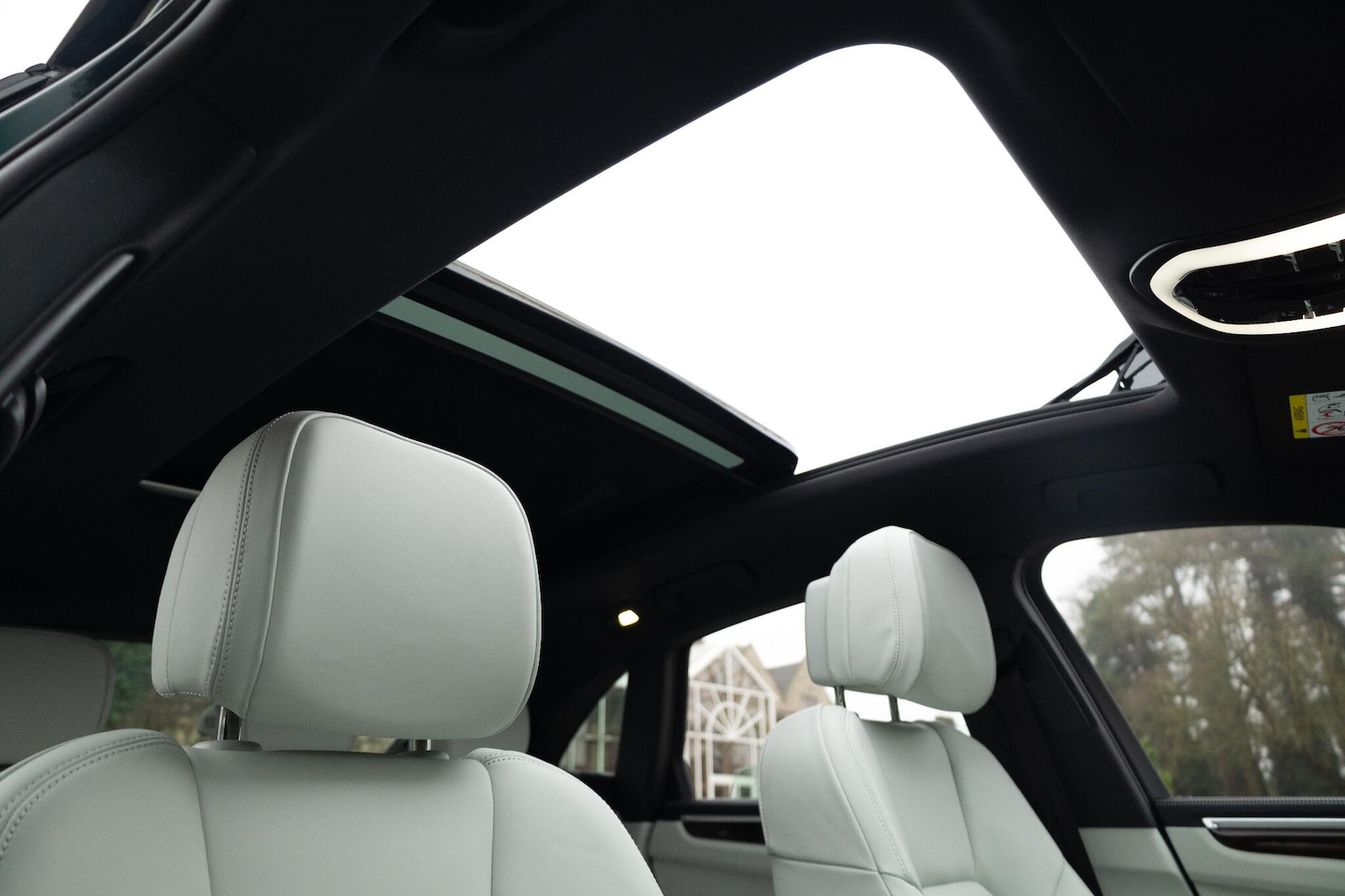 Used Porsche Macan 2022 for sale - 76952483: Photo 45