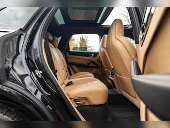 Used Porsche Cayenne 2019 for sale - 77696658: Photo