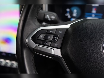 Used Volkswagen Amarok 2024 for sale - 79062578: Photo