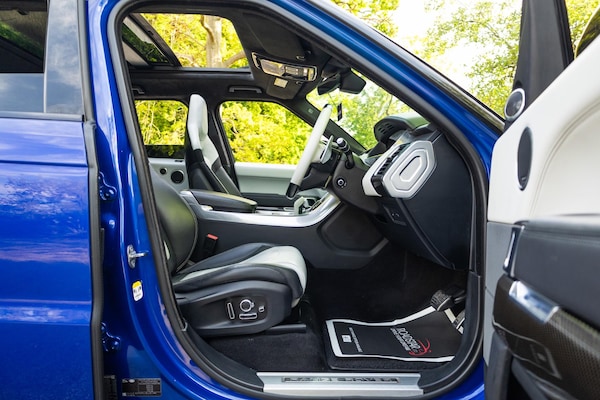 Used Land Rover Range Rover Sport 2018 for sale - 74585278: Photo 2