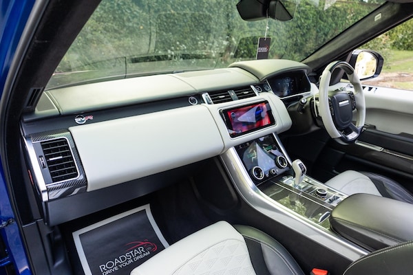 Used Land Rover Range Rover Sport 2018 for sale - 74585278: Photo 3