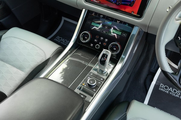 Used Land Rover Range Rover Sport 2018 for sale - 74585278: Photo 6