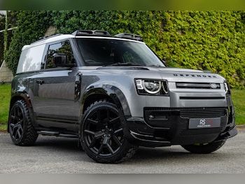 Used Land Rover Defender 90 2024 for sale - 78416011: Photo
