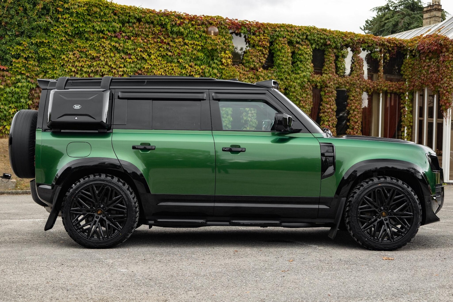 Used Land Rover Defender 110 for sale - 77081968: Photo 15