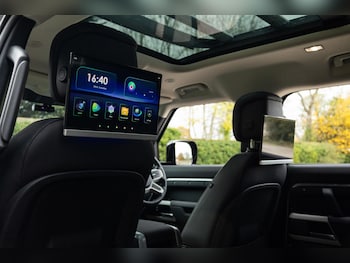 Used Land Rover Defender 110 2024 for sale - 77081968: Photo