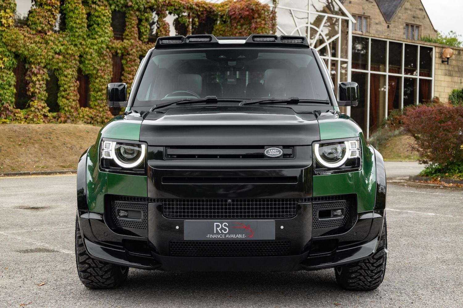 Used Land Rover Defender 110 for sale - 77081968: Photo 4