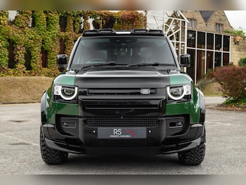 Used Land Rover Defender 110 2024 for sale - 77081968: Photo