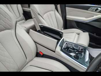 Used BMW X7 2020 for sale - 74477617: Photo