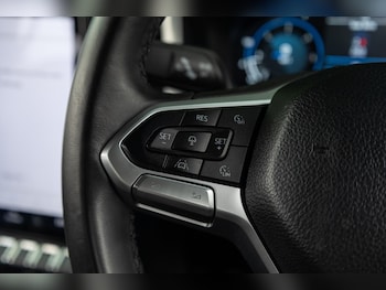 Used Volkswagen Amarok 2024 for sale - 79061695: Photo