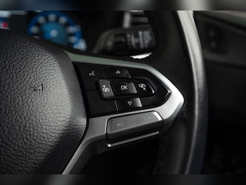 Used Volkswagen Amarok 2024 for sale - 79061695: Photo