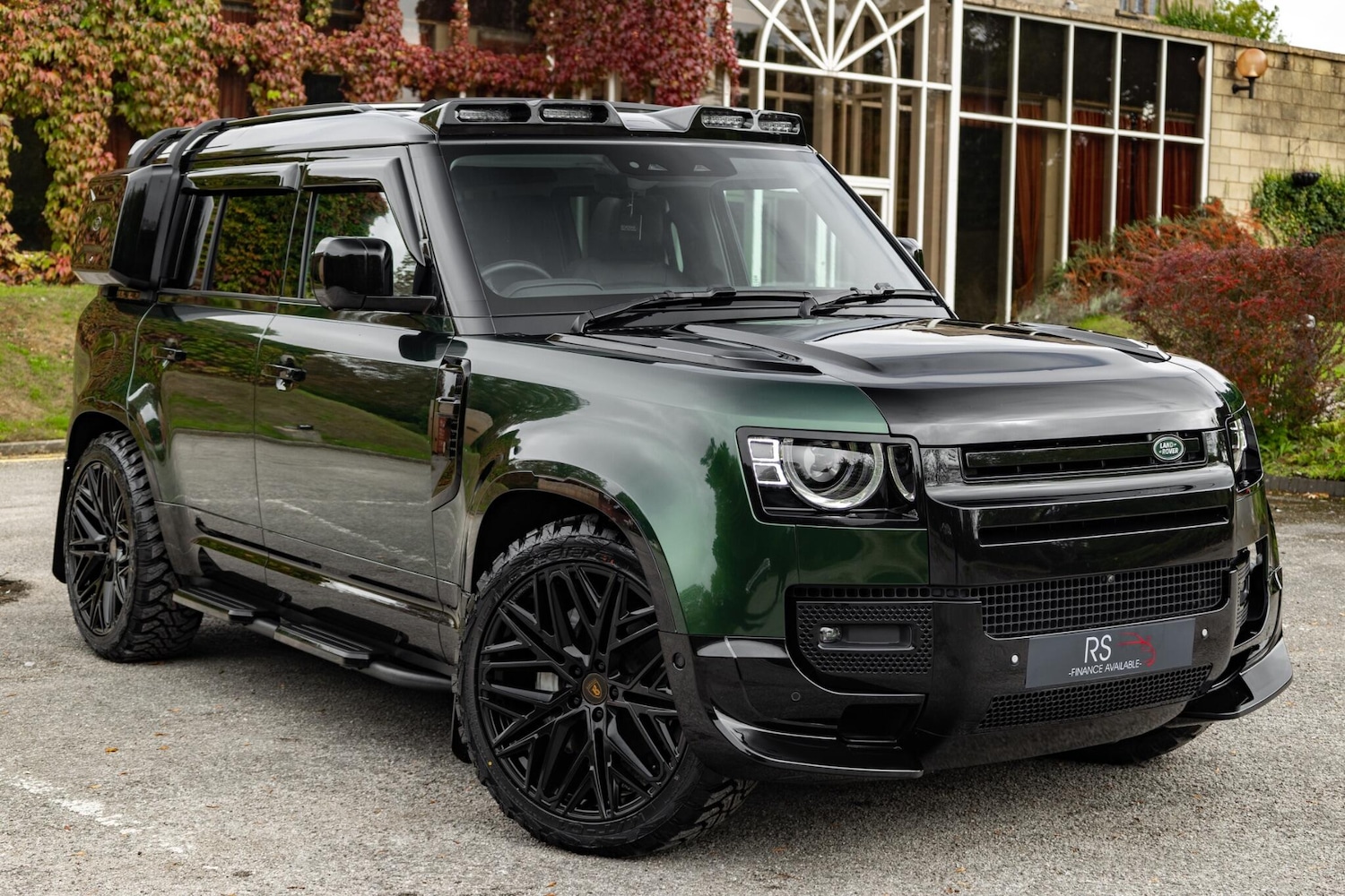 Used Land Rover Defender 110 2024 for sale - 75927014: Photo 1