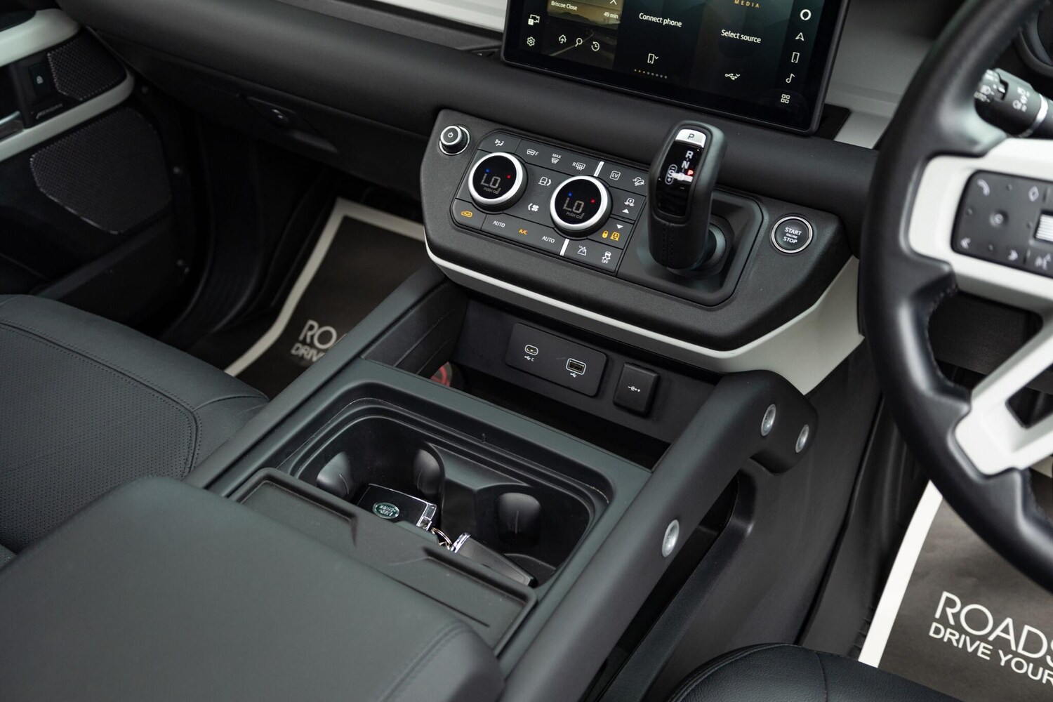 Used Land Rover Defender 110 2024 for sale - 75927014: Photo 11