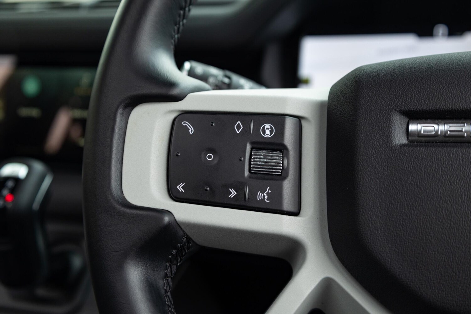 Used Land Rover Defender 110 2024 for sale - 75927014: Photo 23