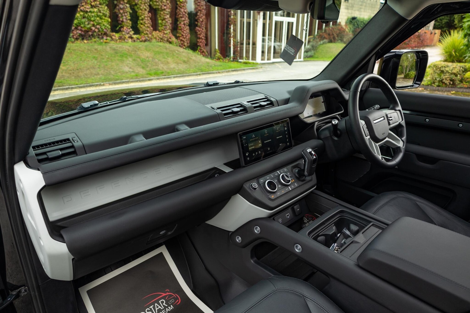 Used Land Rover Defender 110 2024 for sale - 75927014: Photo 8