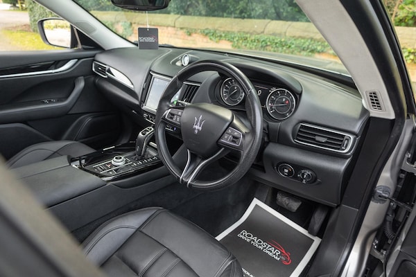 Used Maserati Levante 2022 for sale - 74280236: Photo 2