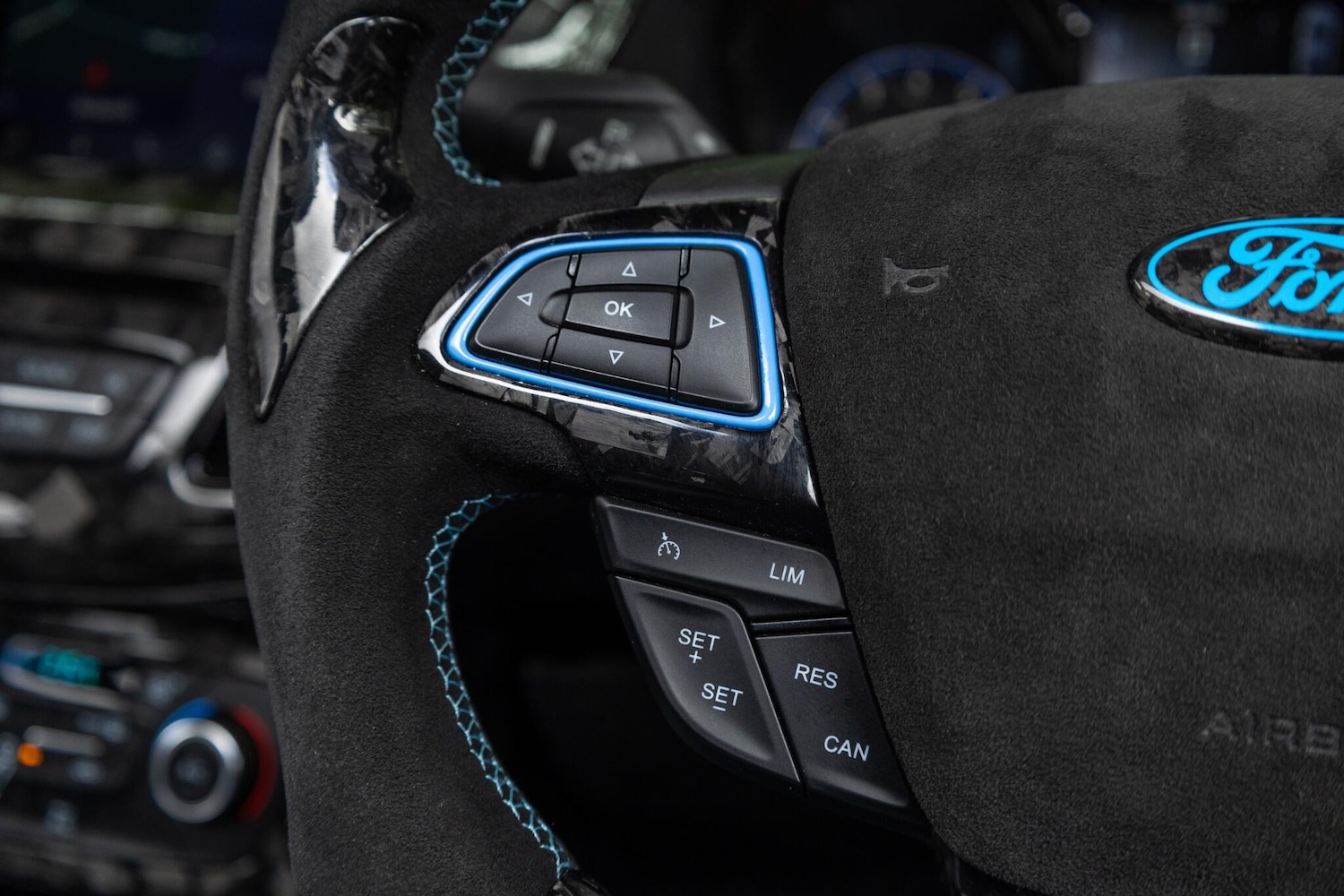 Used Ford Focus 2016 for sale - 76989474: Photo 3